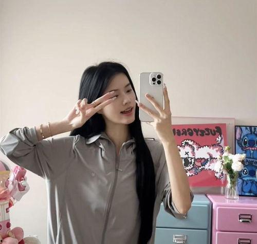 吃瓜网红头像拍照不露脸,不露脸也能成为焦点