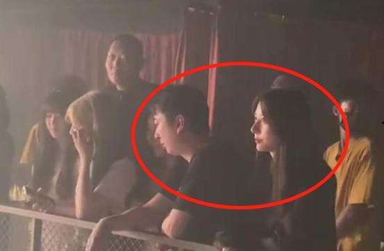 吃瓜打麻将网红叫什么名字