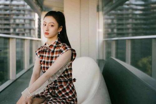 胡连馨吃瓜网,揭秘娱乐圈幕后故事，带你领略明星真实生活