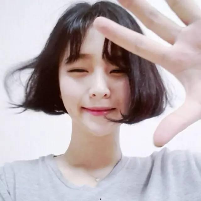 网红吃瓜短发图片高清,高清美照惊艳亮相