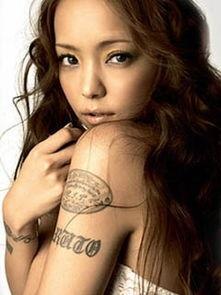 网红吃瓜纹身美女是谁图片,网红吃瓜事件引发热议  第3张