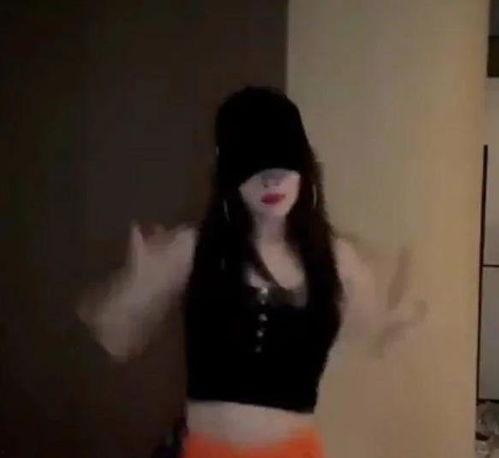 网红吃瓜跳舞视频在线观看  第3张