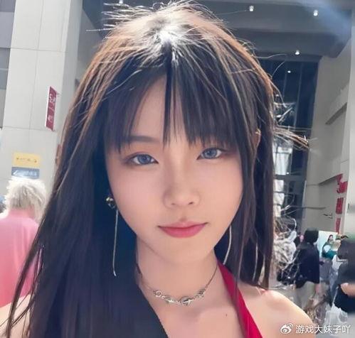 小慧君吃瓜网红视频,揭秘网红幕后生活  第3张