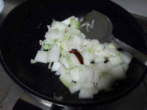 东莞吃瓜网,揭秘东莞美食江湖，带你领略地道风味  第2张